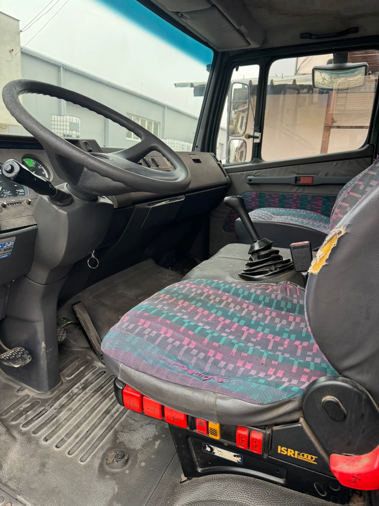 Mercedes-Benz 814 814 - изображение 4