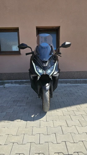     Kymco AK 550