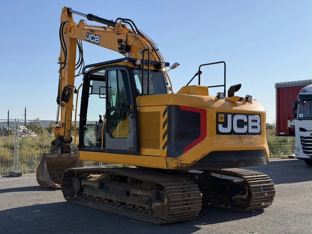 Багер JCB 140 X LC САМО 3700 МОТО ЧАСА ЛИЗИНГ, снимка 3 - Индустриална техника - 55728948