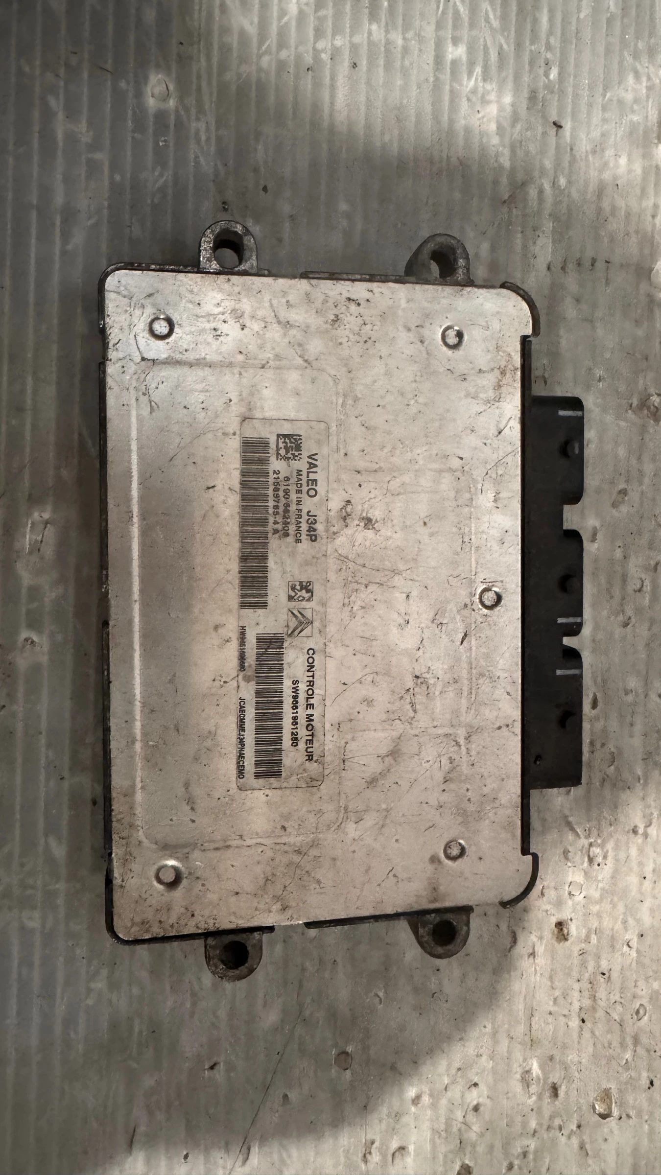    / ECU /    Citroen C3 - 21585785-4 / SW9661961280 | Mobile.bg   1