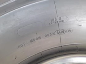 Гуми, снимка 9