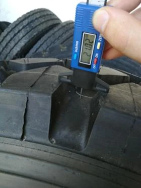 Гуми, снимка 3