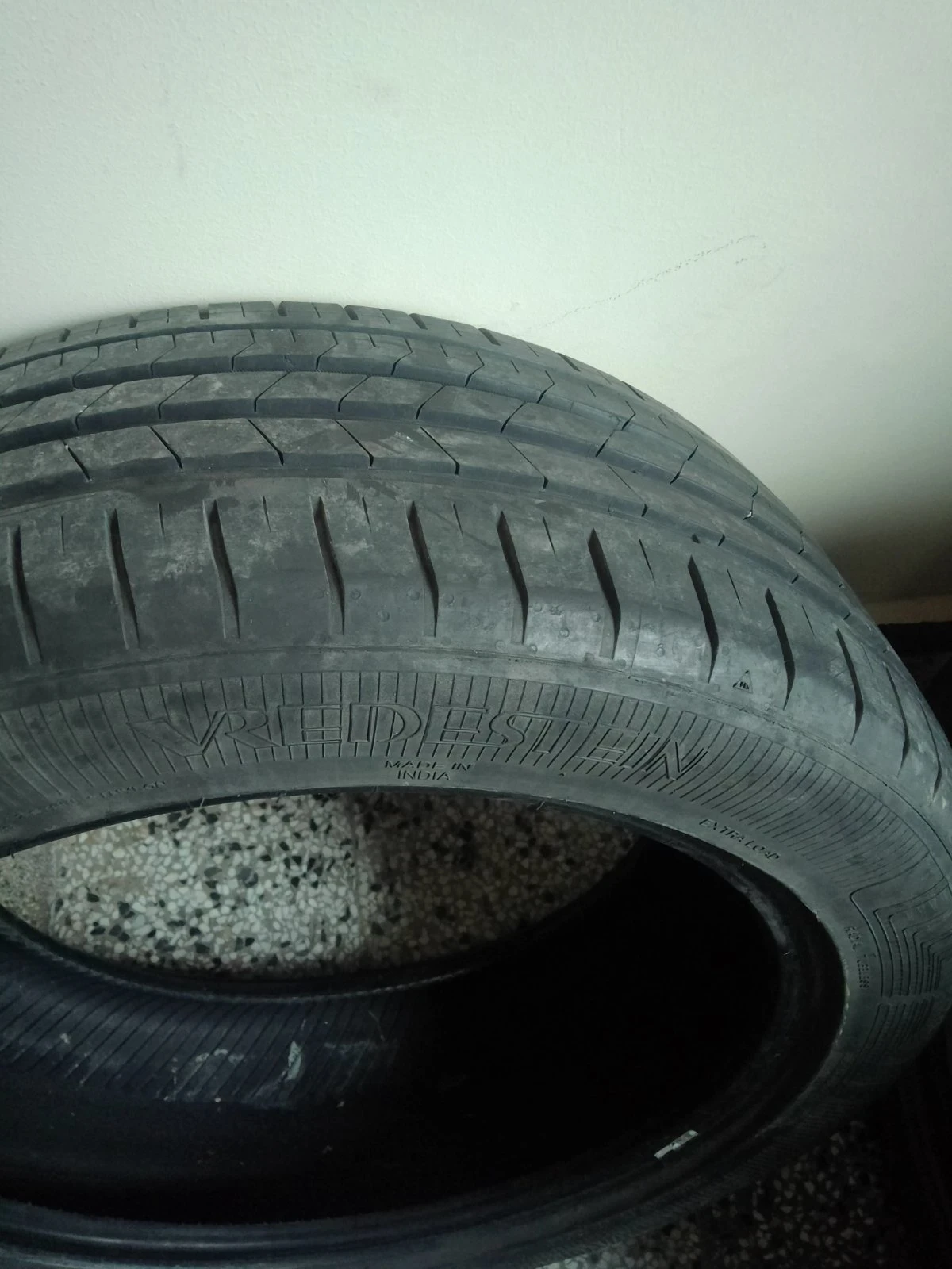 Гуми Летни 205/50R17, снимка 2 - Гуми и джанти - 53936194
