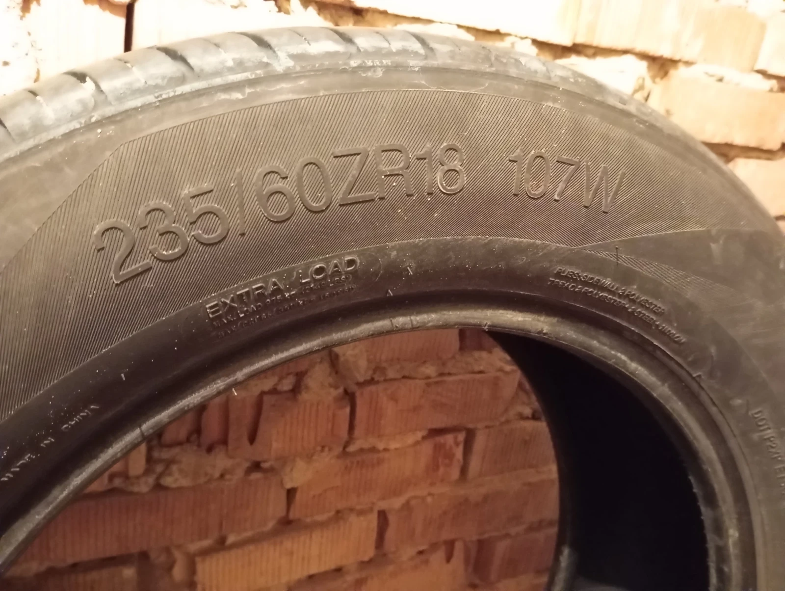 Гуми Летни 235/60R18, снимка 3 - Гуми и джанти - 54578410