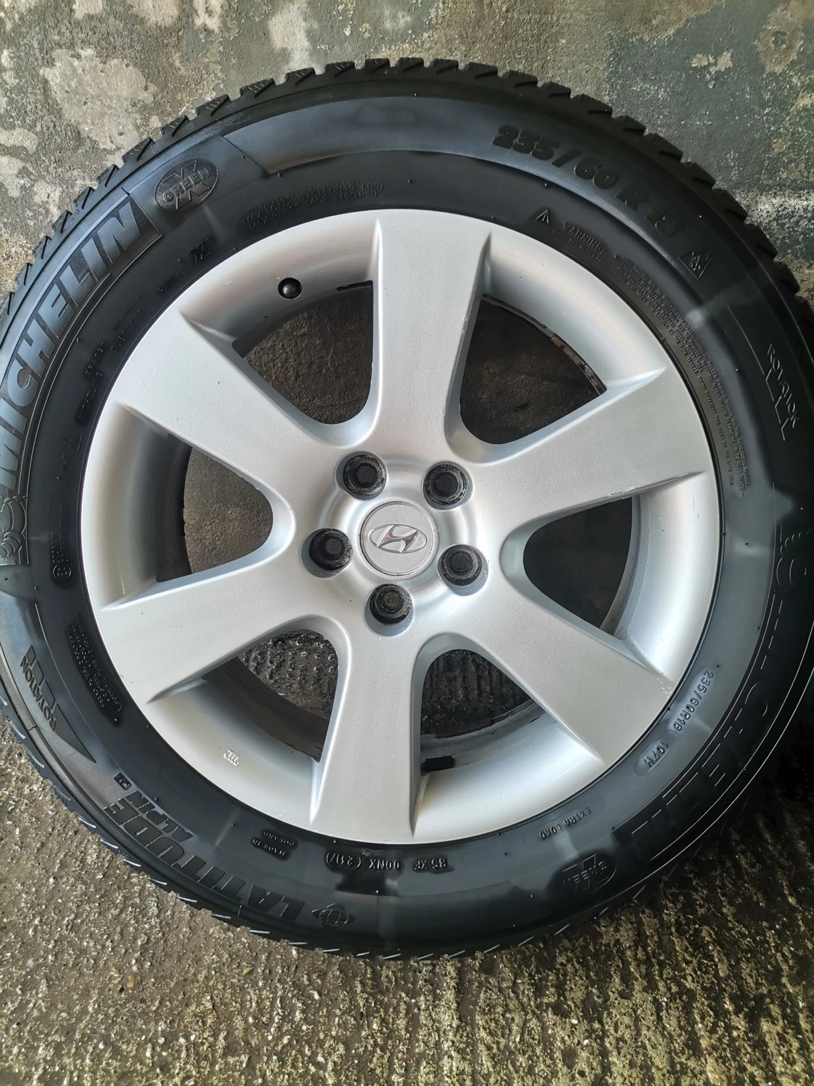 Гуми с джанти Michelin 235/60R18, снимка 2 - Гуми и джанти - 55137815