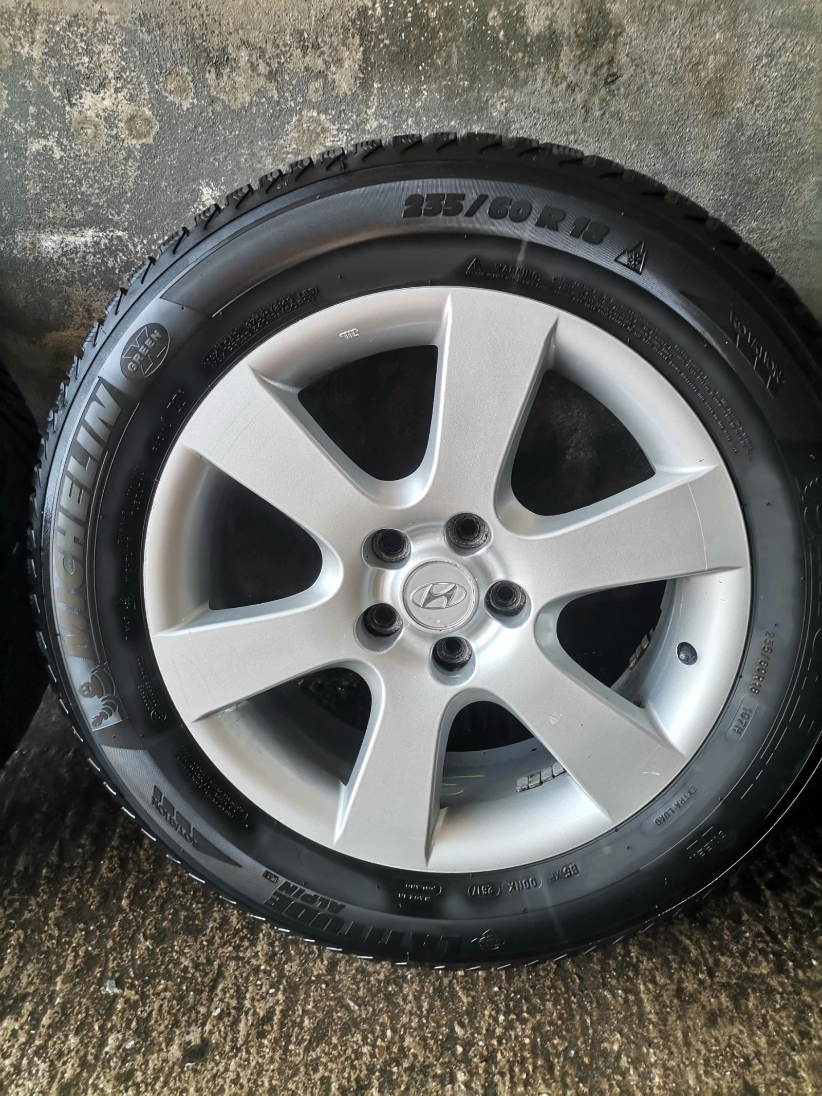 Гуми с джанти Michelin 235/60R18, снимка 5 - Гуми и джанти - 55137815