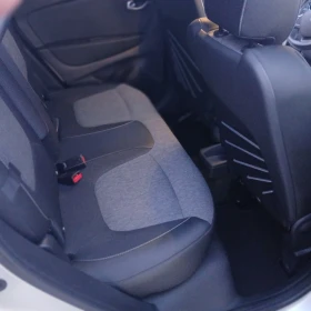 Renault Captur - 9611 € / 18797.48 лв. - 83971655 11