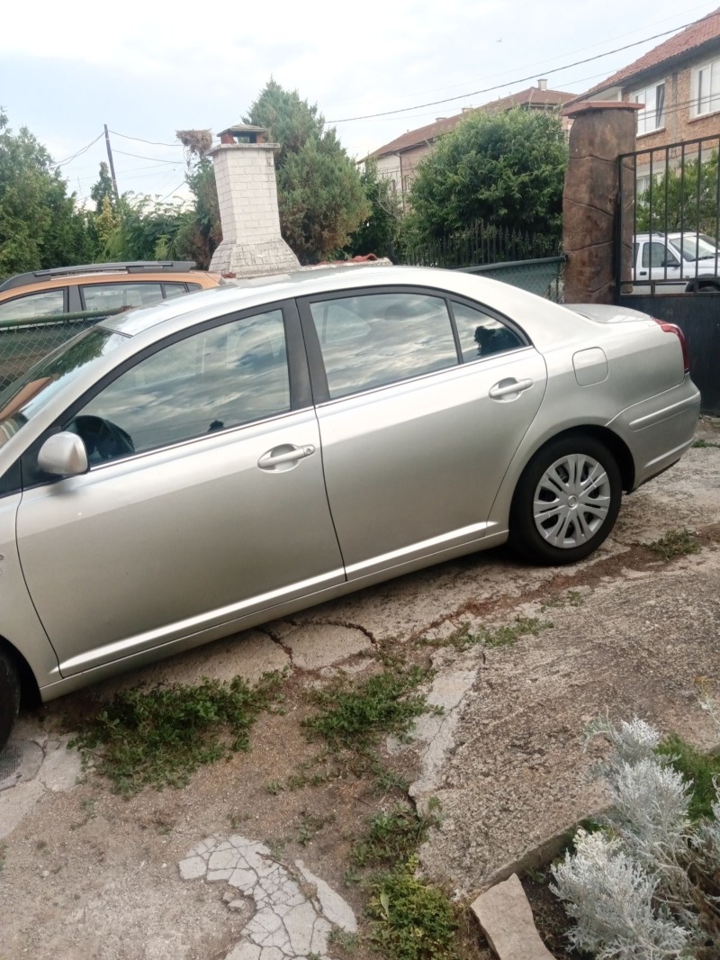 Toyota Avensis, снимка 2 - Автомобили и джипове - 46485873