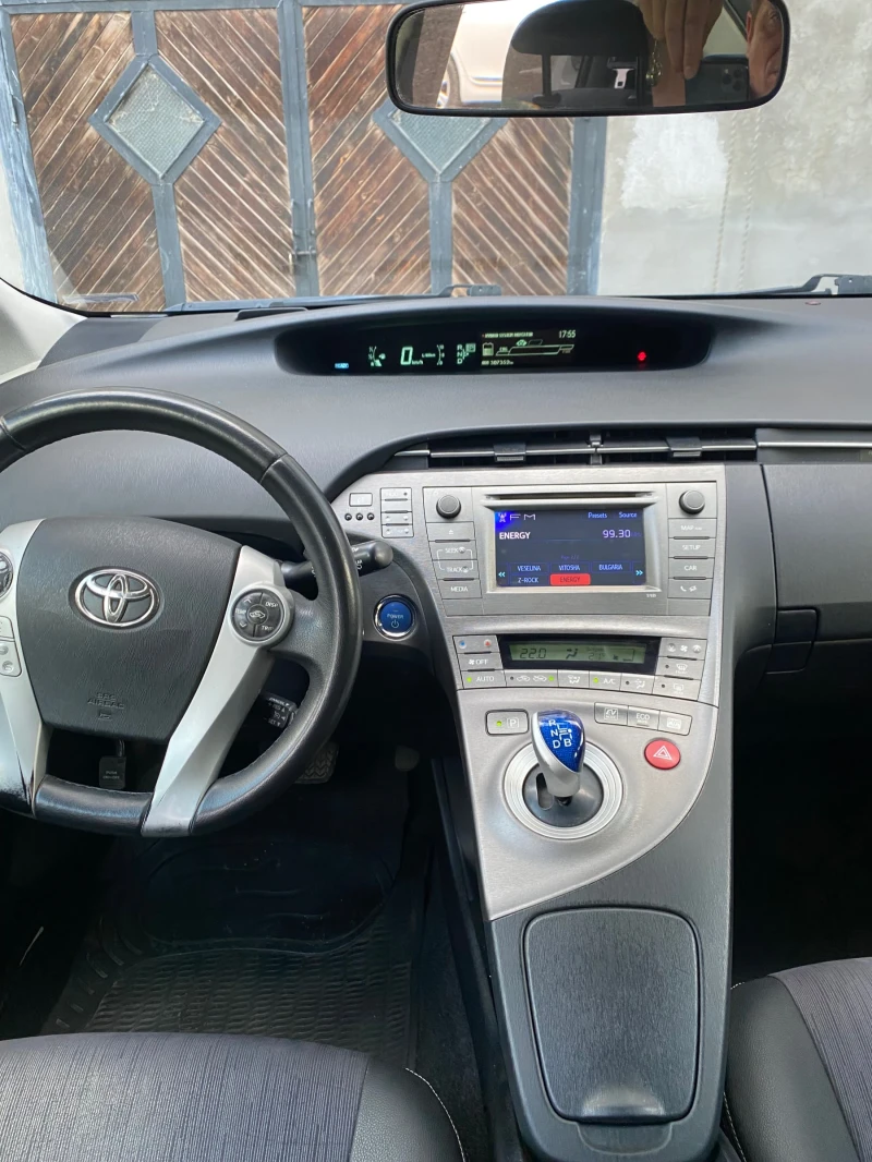 Toyota Prius, снимка 7 - Автомобили и джипове - 47310405