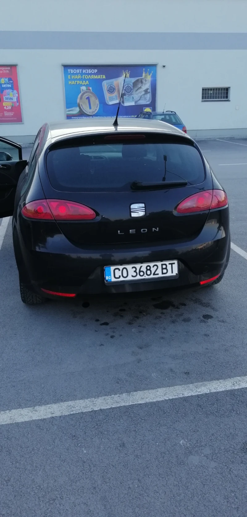 Seat Leon 1.6 LPG, снимка 3 - Автомобили и джипове - 47344857