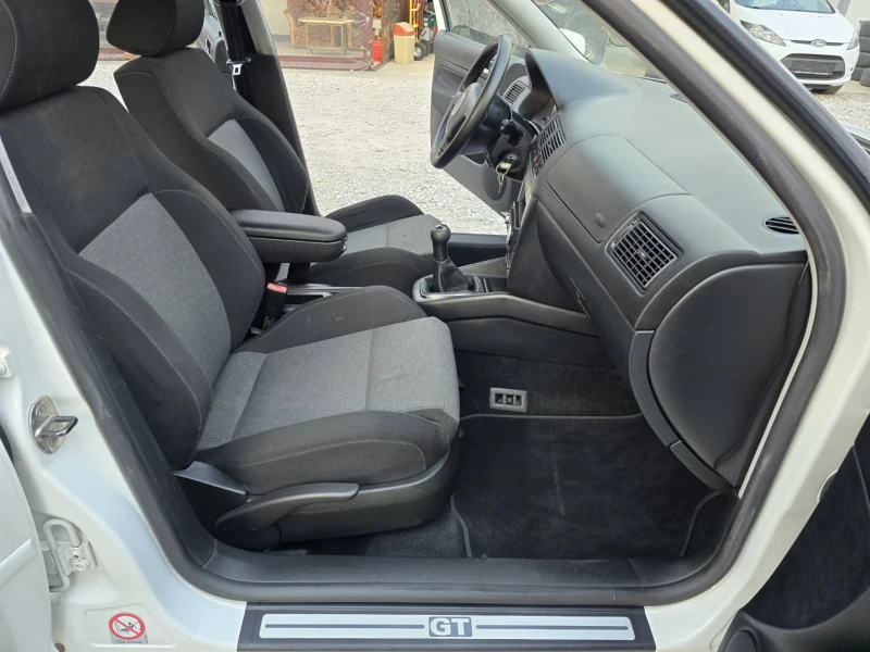 VW Golf 1.9TDI GT 90, снимка 11 - Автомобили и джипове - 48781106