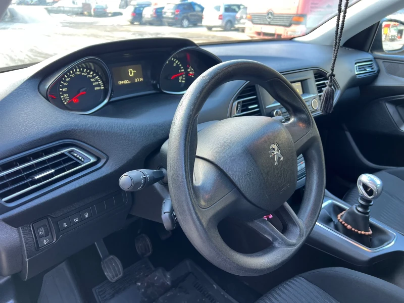 Peugeot 308 1.6hdi* 115h.p* 134Хил.Км* EURO 6B* , снимка 5 - Автомобили и джипове - 48984246