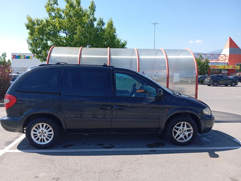 Chrysler Voyager Дизел, снимка 4 - Автомобили и джипове - 51845094