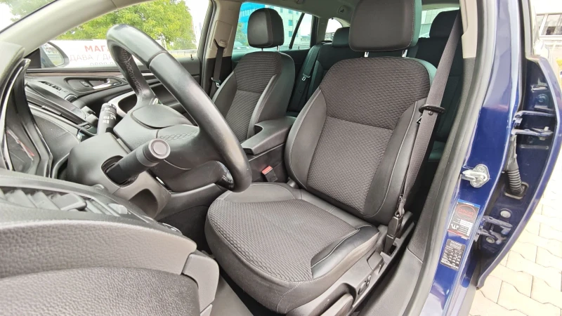 Opel Insignia 2.0d 140kc.ръчни скорости , снимка 11 - Автомобили и джипове - 51204641