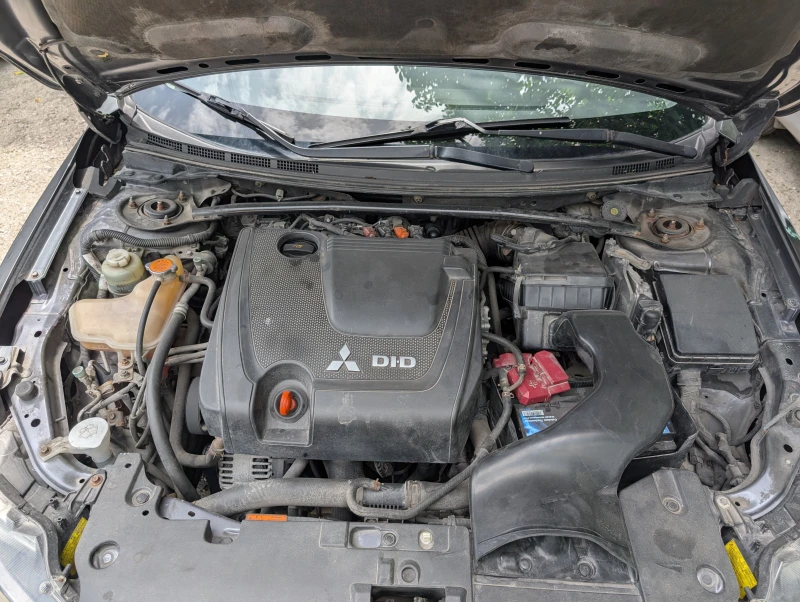 Mitsubishi Lancer 2.0 D-ID, снимка 15 - Автомобили и джипове - 51840852