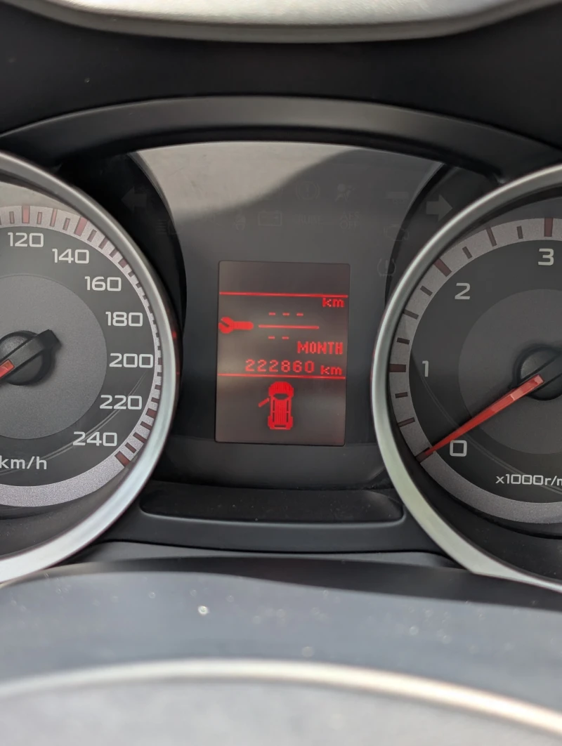 Mitsubishi Lancer 2.0 D-ID, снимка 8 - Автомобили и джипове - 51840852