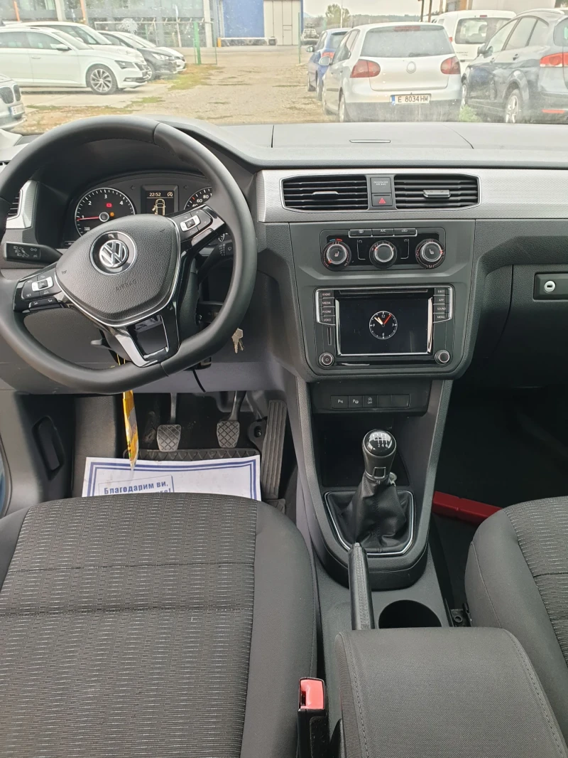 VW Caddy, снимка 10 - Автомобили и джипове - 51844246