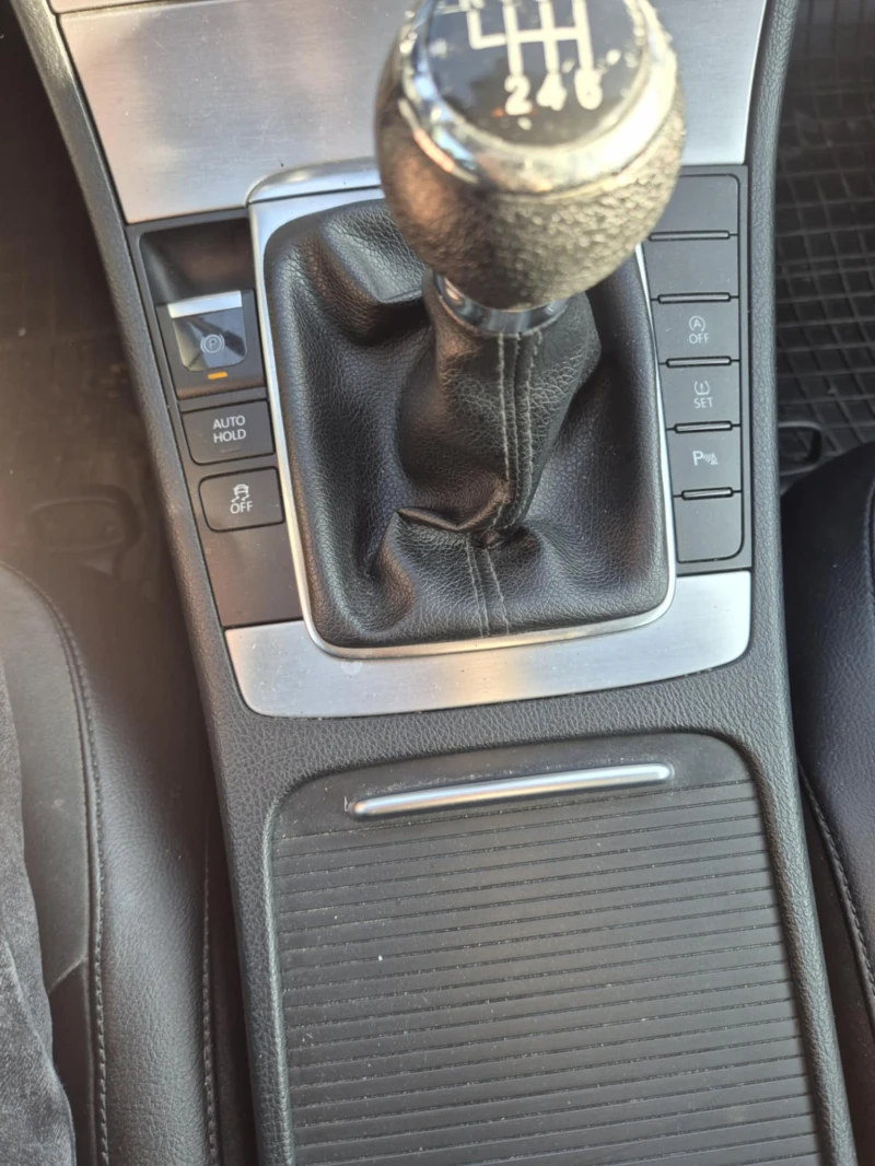 VW Passat 2.0TDI 140 к.с., снимка 12 - Автомобили и джипове - 52835012