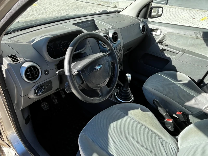 Ford Fusion 1.4TDCI/68КС/2003/година, снимка 11 - Автомобили и джипове - 53101498