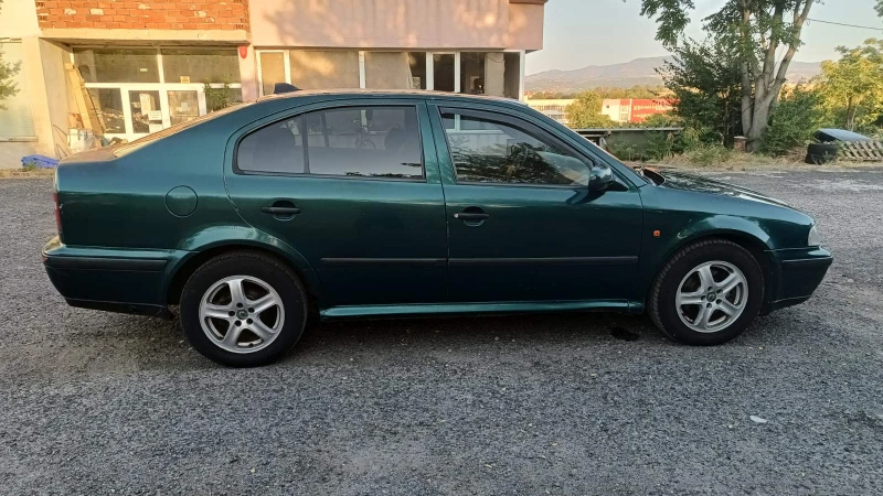 Skoda Octavia Газ, снимка 3 - Автомобили и джипове - 53112812