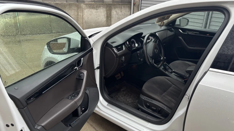 Skoda Octavia L&K, снимка 11 - Автомобили и джипове - 53307723