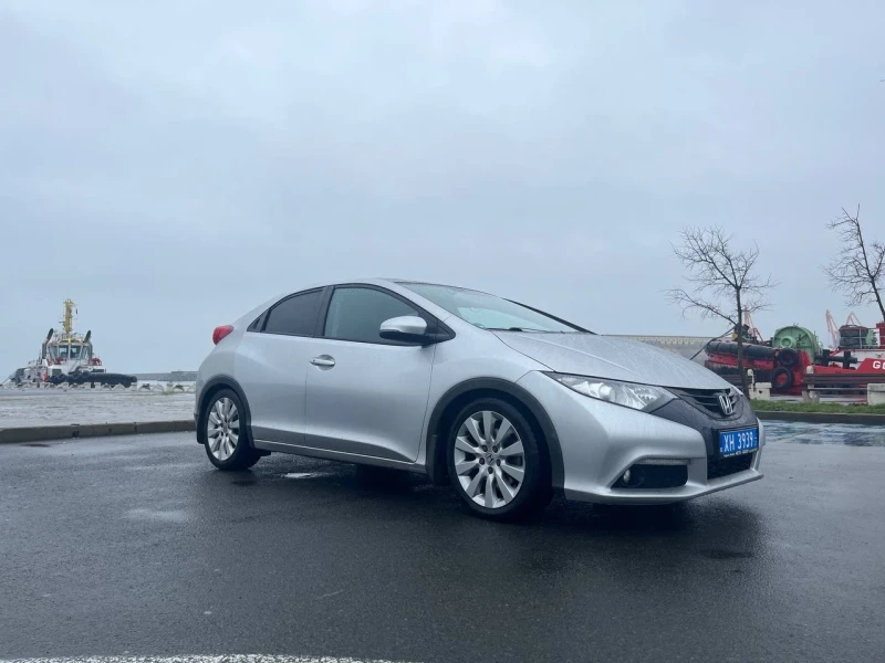 Honda Civic FK2 1.8 i-VTEC, снимка 2 - Автомобили и джипове - 53468692