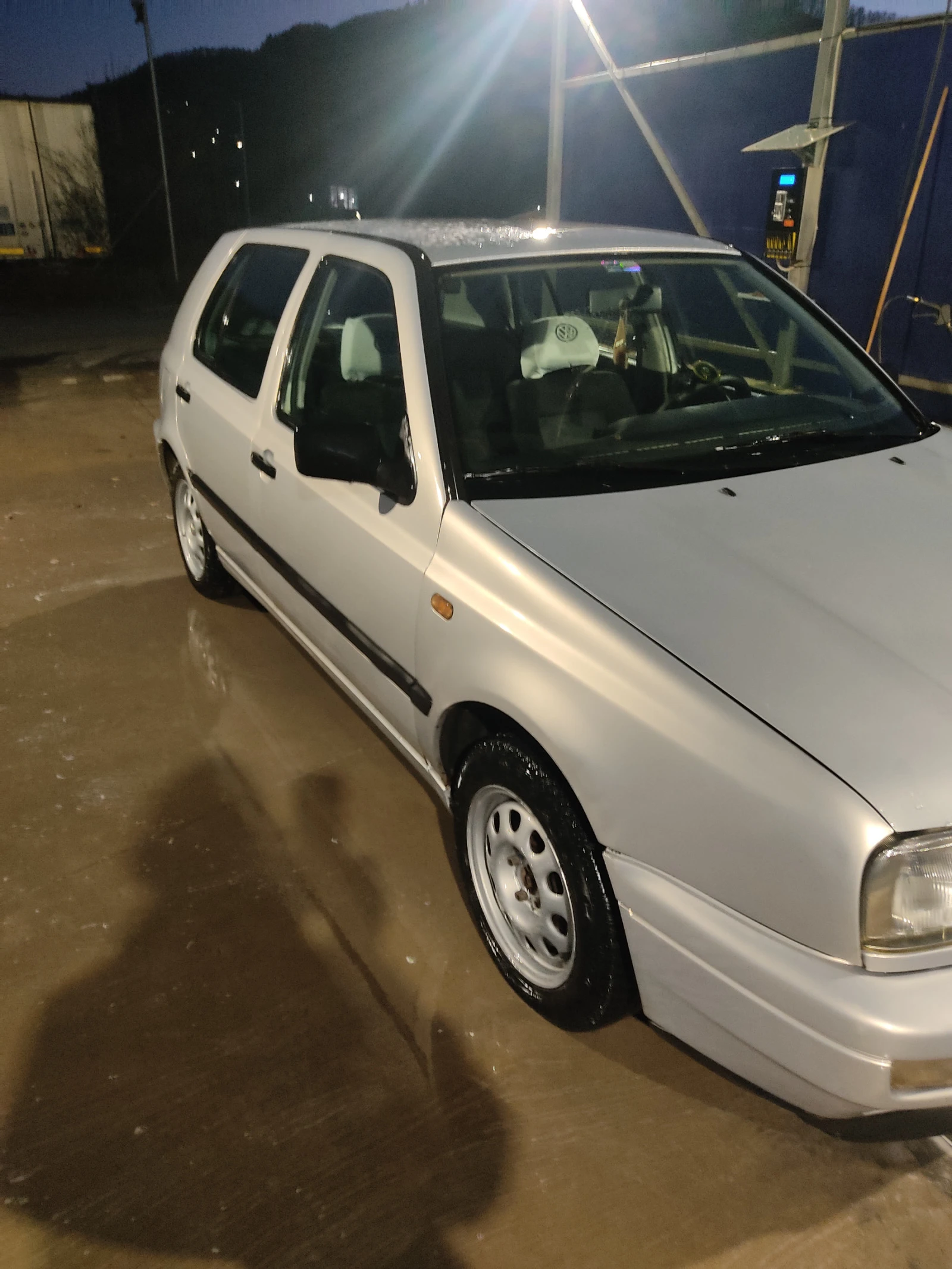 VW Golf 1.9 tdi 90 - изображение 2