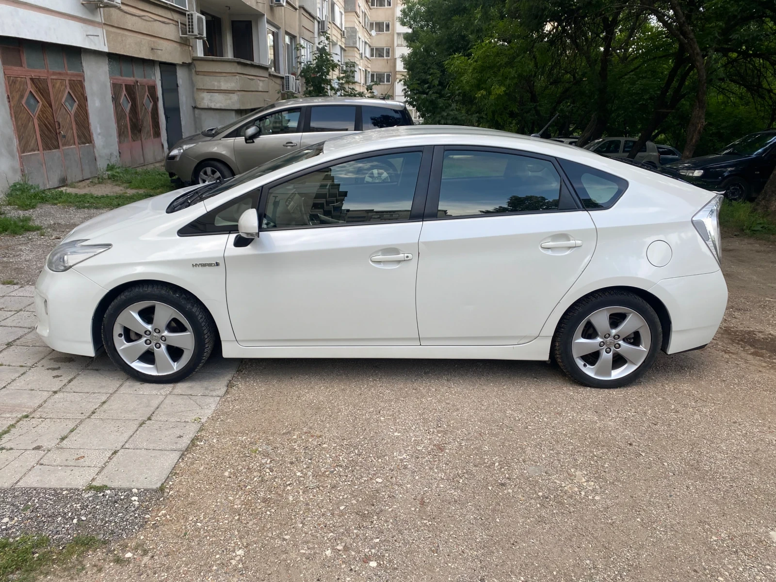 Toyota Prius  - изображение 3