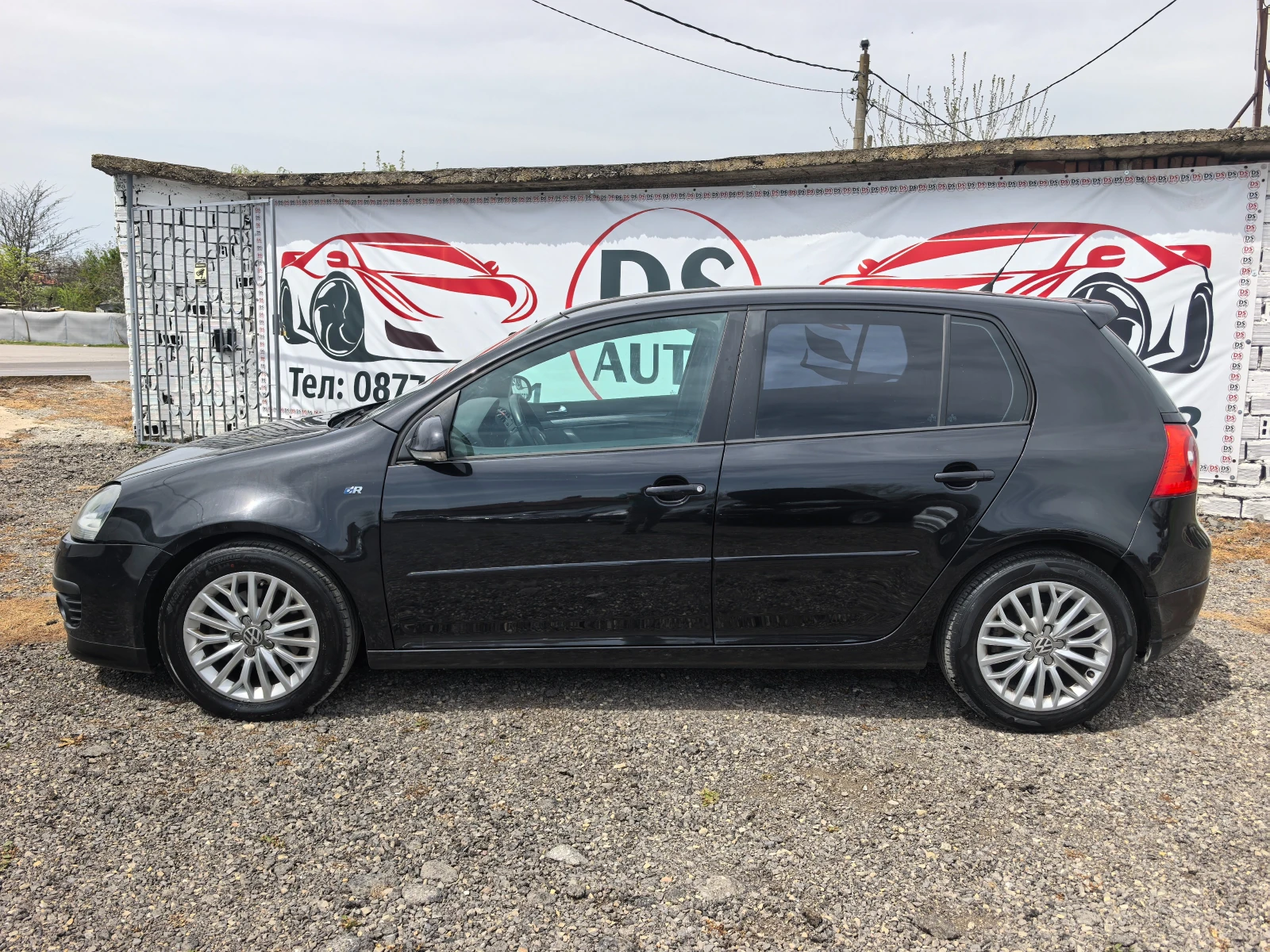 VW Golf 2.0TDI GT R-LINE - изображение 2
