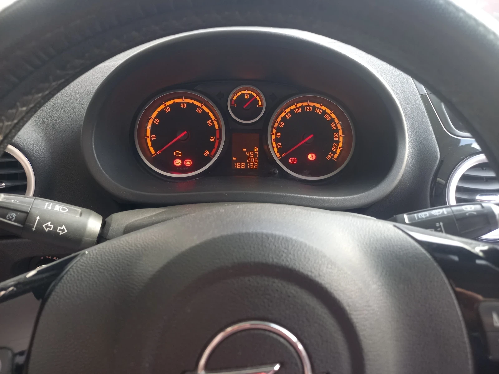 Opel Corsa Opel Corsa 1.6 turbo GSI  - изображение 9