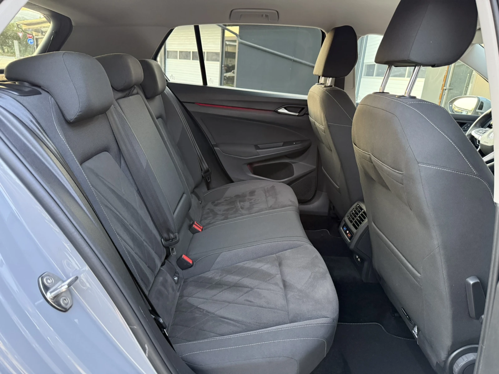 VW Golf 1.5 eTSI | Mobile.bg — изображение 14