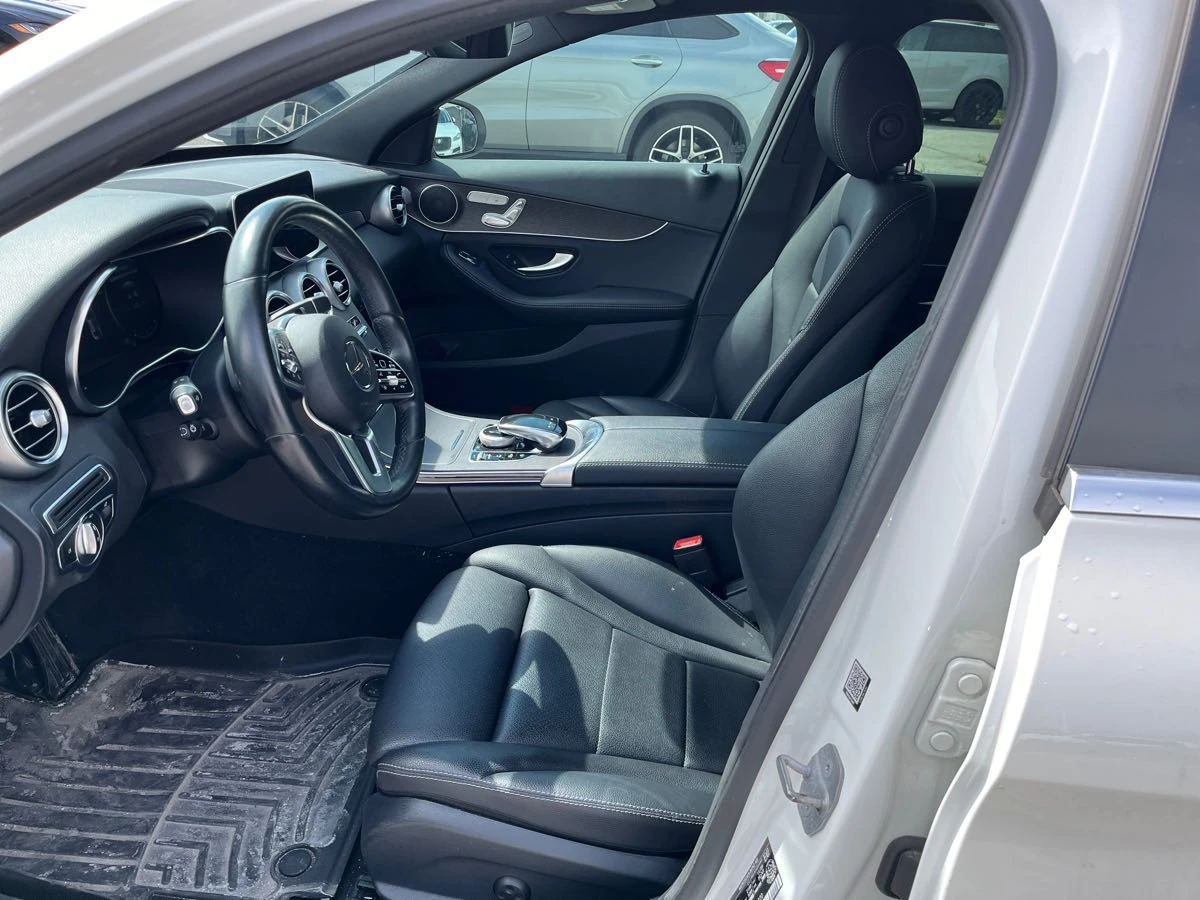 Mercedes-Benz C 300 * ЦЕНА ДО БЪЛГАРИЯ * (CARFAX) - изображение 9