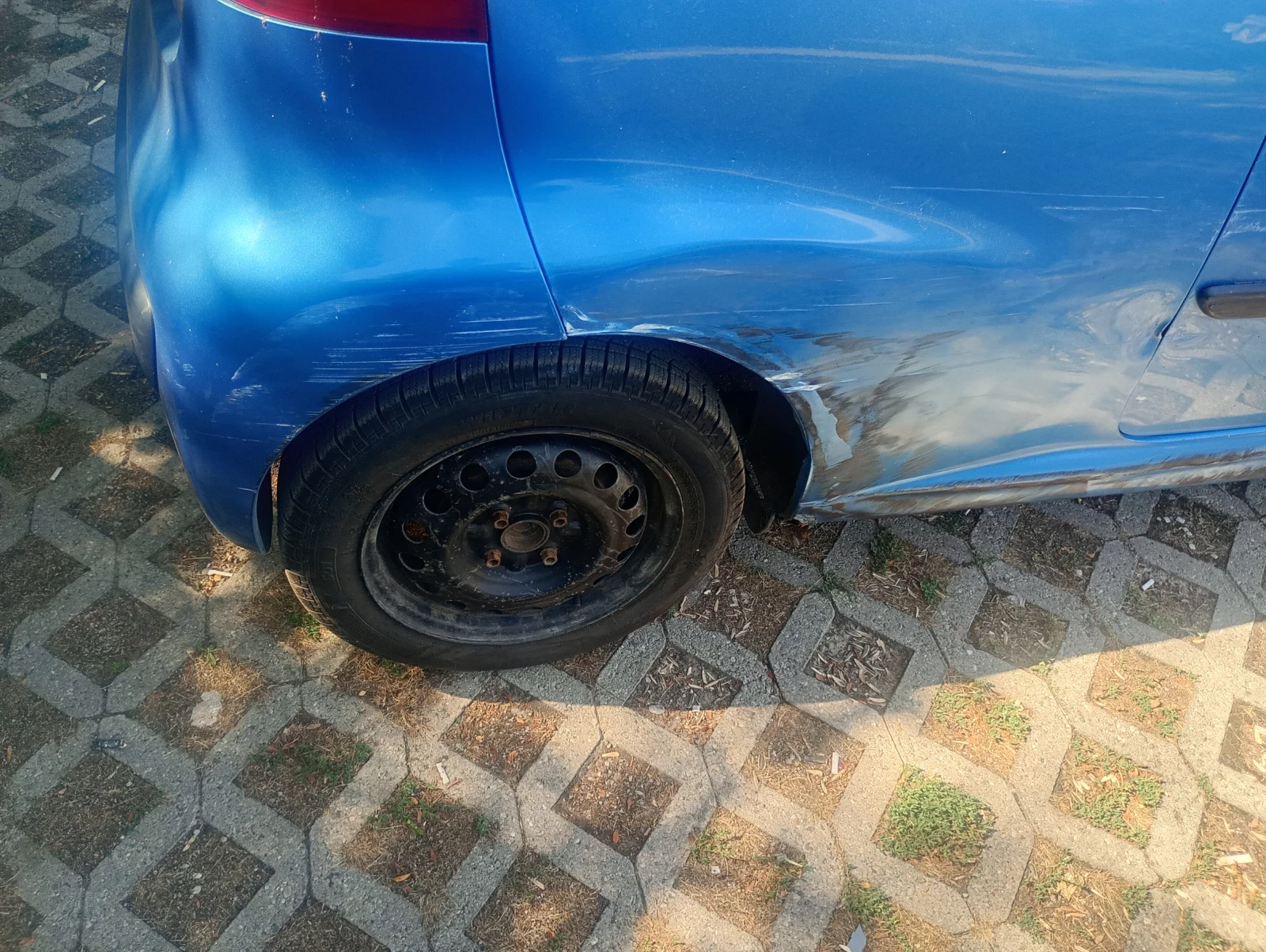 Peugeot 107 1.0 68 КС Евро 4 2005  - изображение 6