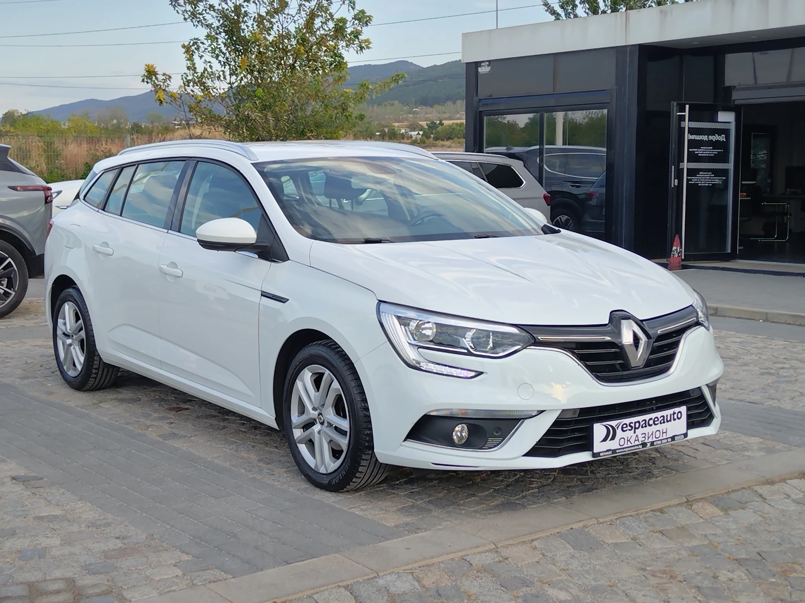 Renault Megane 1.5dCi/115к.с/ZEN - изображение 3