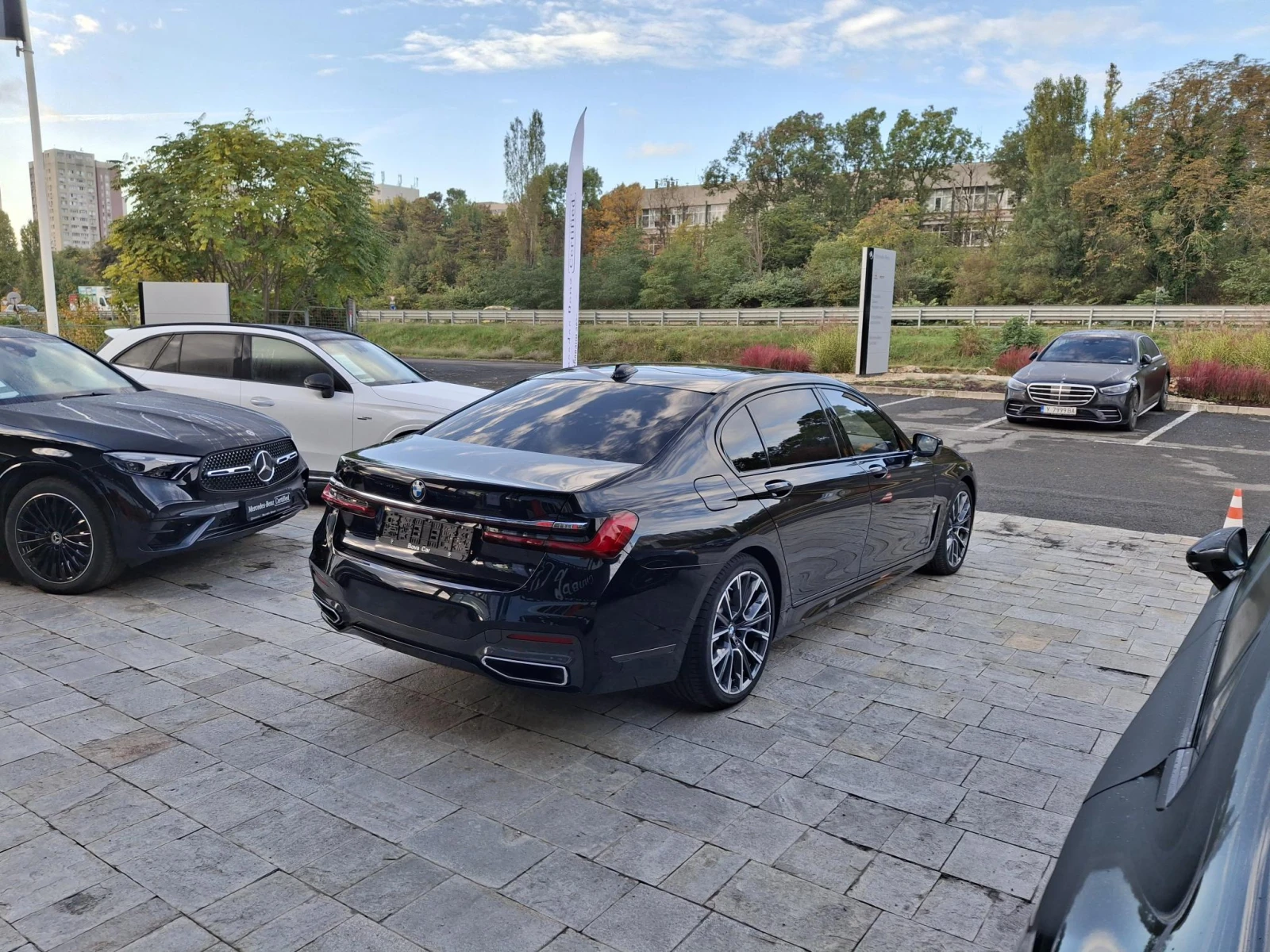 BMW 740 Ld Xdrive - изображение 7