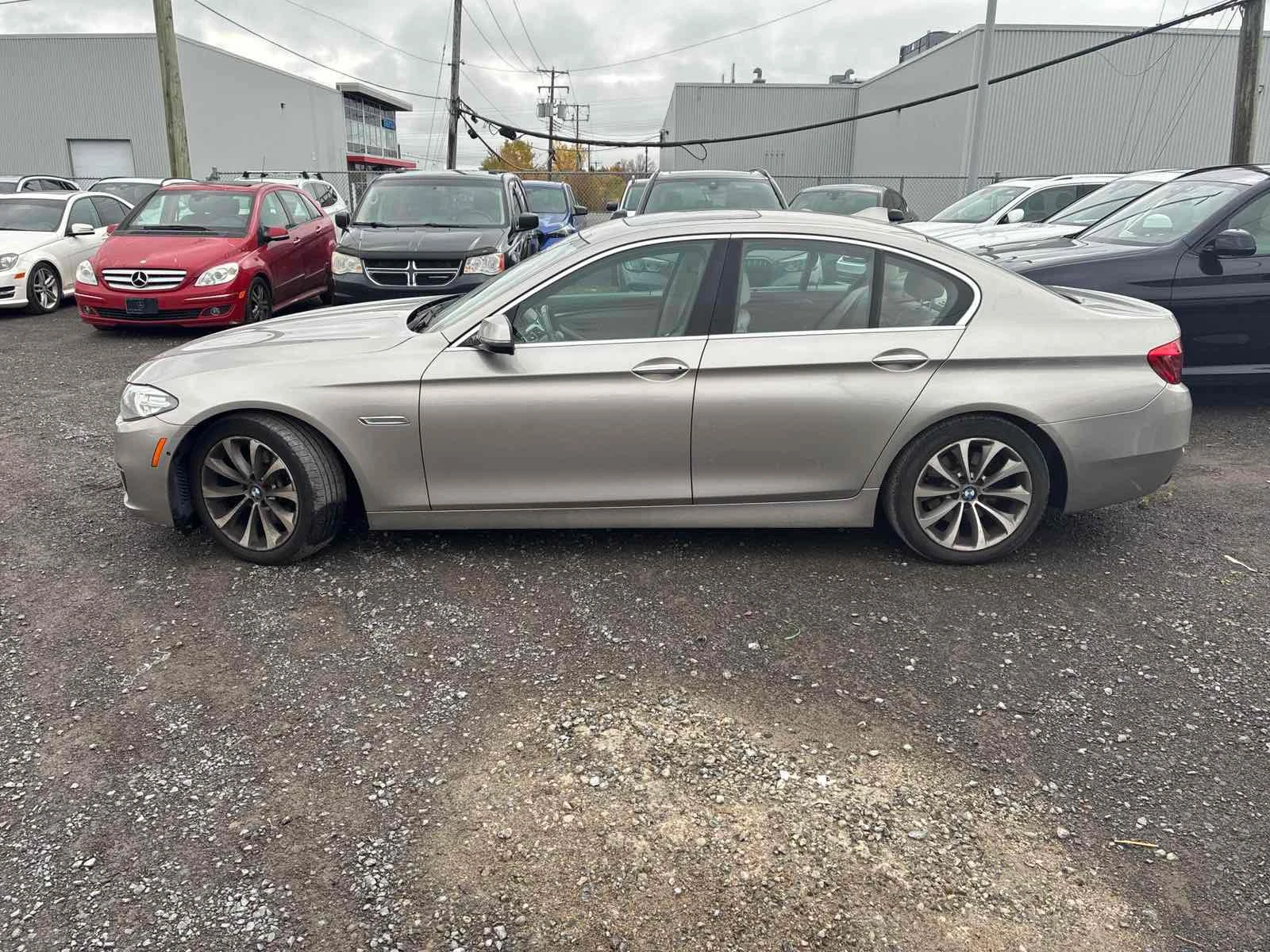 BMW 528 528i xDrive  | Mobile.bg   4