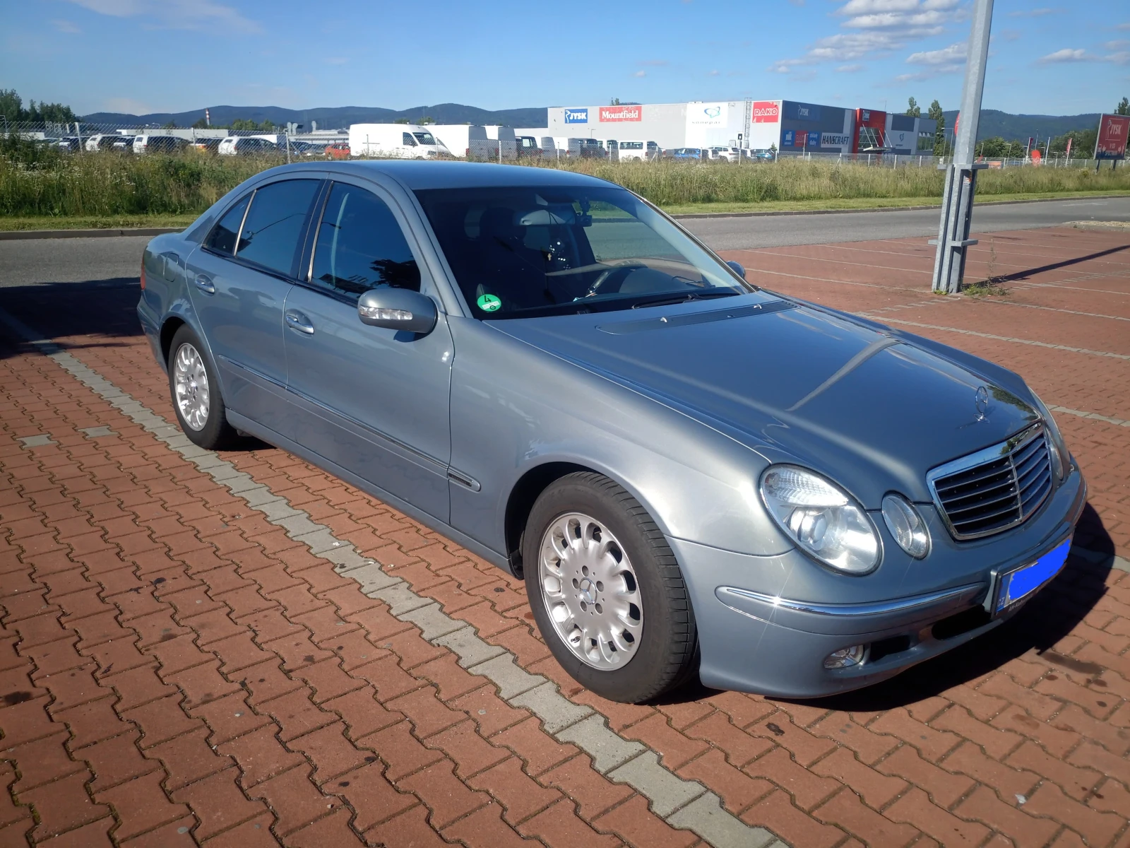 Mercedes-Benz E 200 W211 - изображение 7