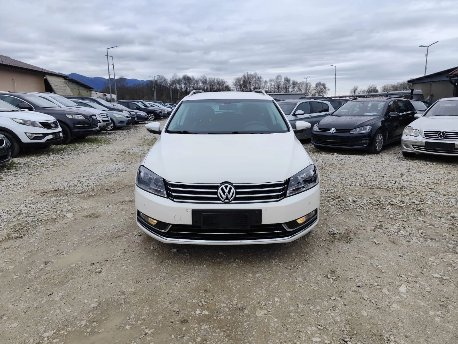 VW Passat 2.0 дизел 170 коня Италия, снимка 2 - Автомобили и джипове - 54024112