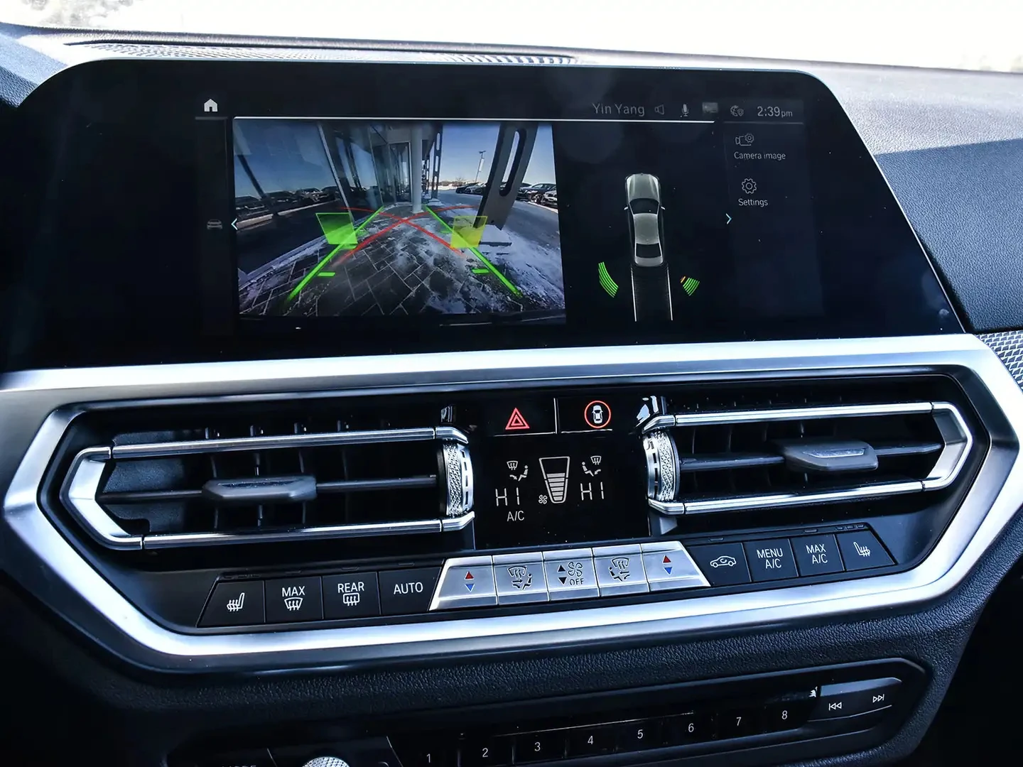 BMW 330 e xDrive | M Sport Package | CLEAN CARFAXl, снимка 14 - Автомобили и джипове - 54075842