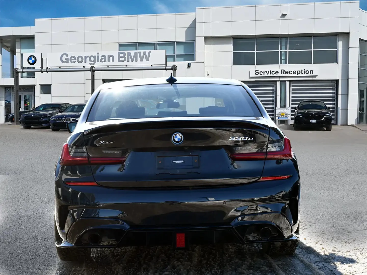 BMW 330 e xDrive | M Sport Package | CLEAN CARFAXl, снимка 6 - Автомобили и джипове - 54075842