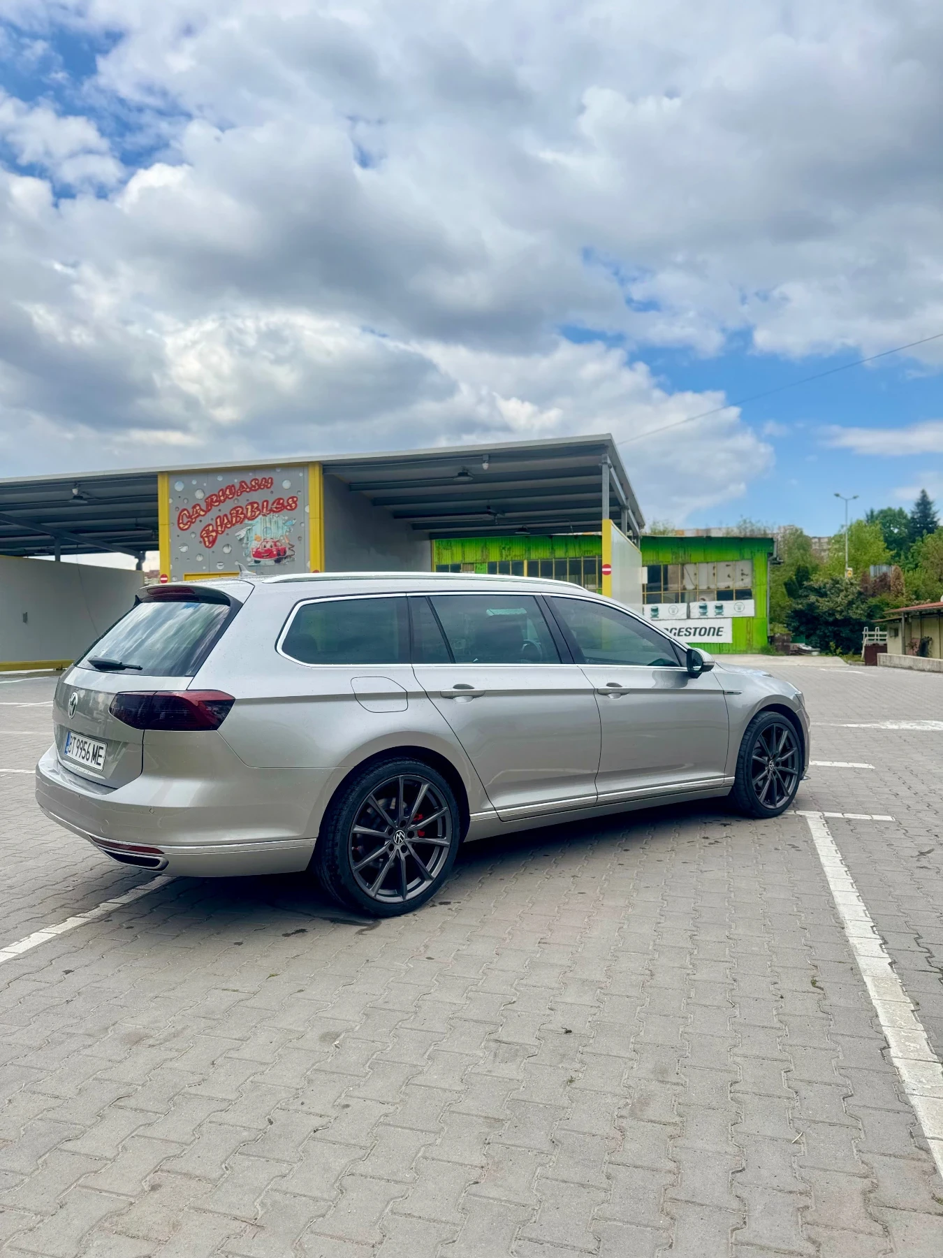 VW Passat 2.0 BiTdi, снимка 4 - Автомобили и джипове - 54416037