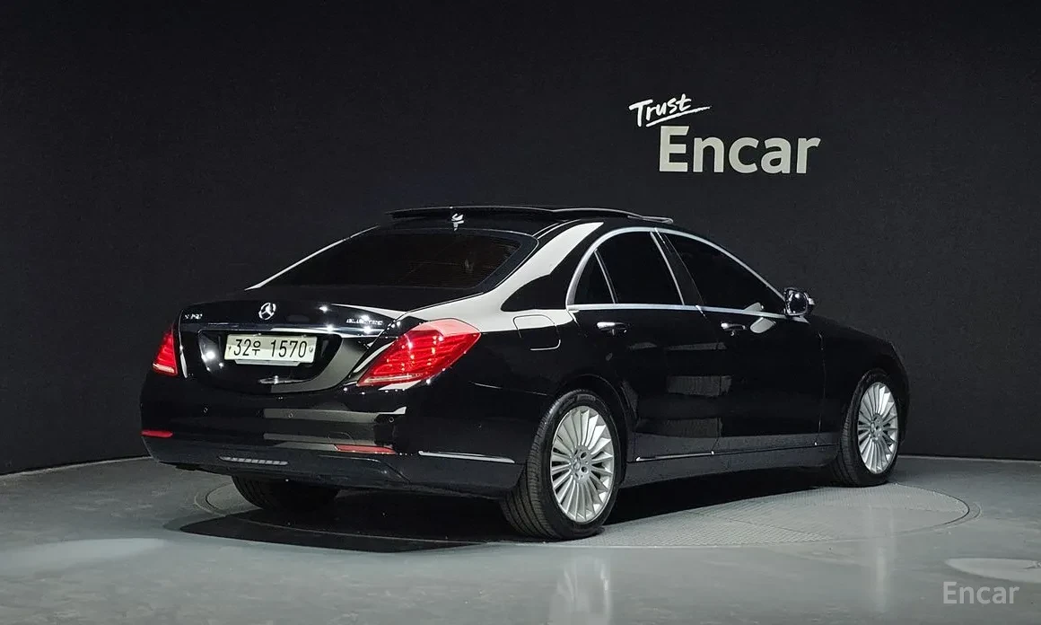 Mercedes-Benz S 350 * Driving Assistance Plus * BURMESTER * Обдухване, снимка 14 - Автомобили и джипове - 54699081