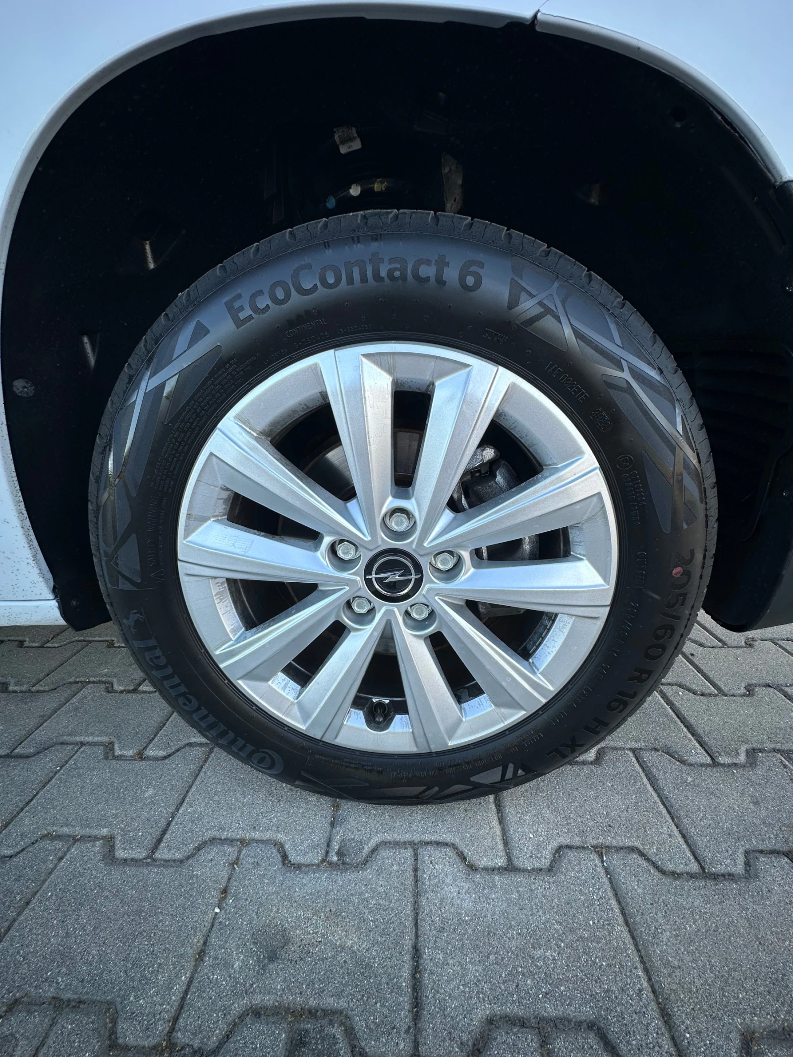 Opel Combo, снимка 8 - Автомобили и джипове - 54750361