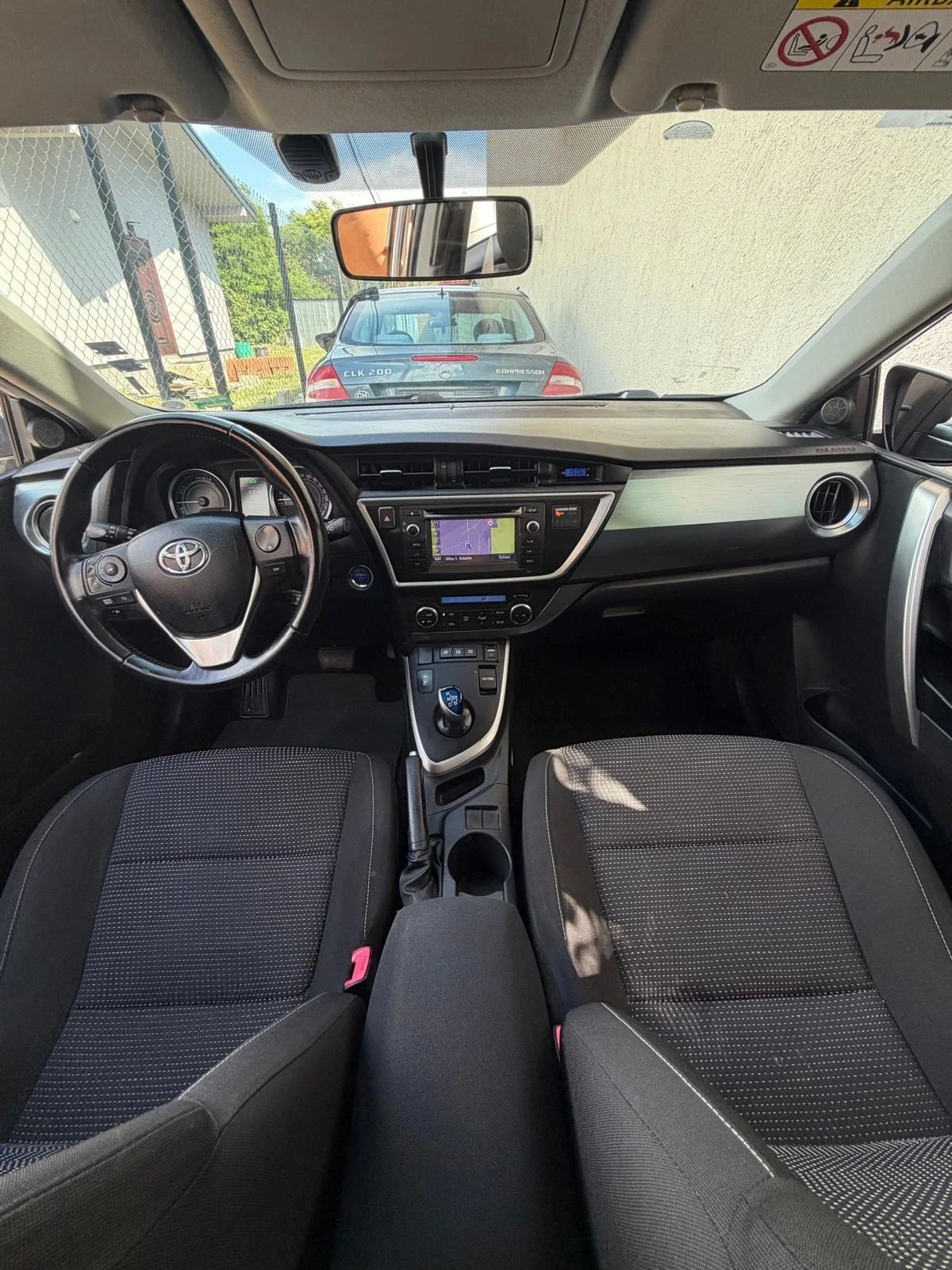 Toyota Auris, снимка 7 - Автомобили и джипове - 54857862