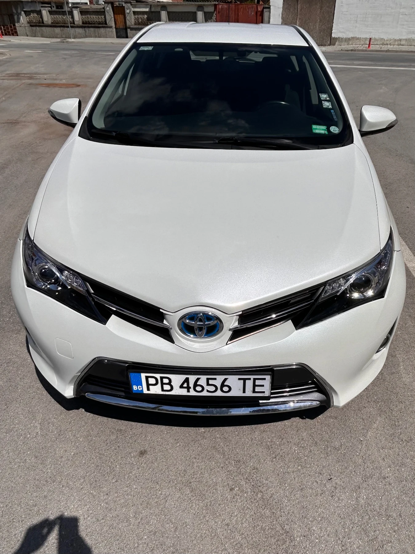 Toyota Auris, снимка 2 - Автомобили и джипове - 54857862