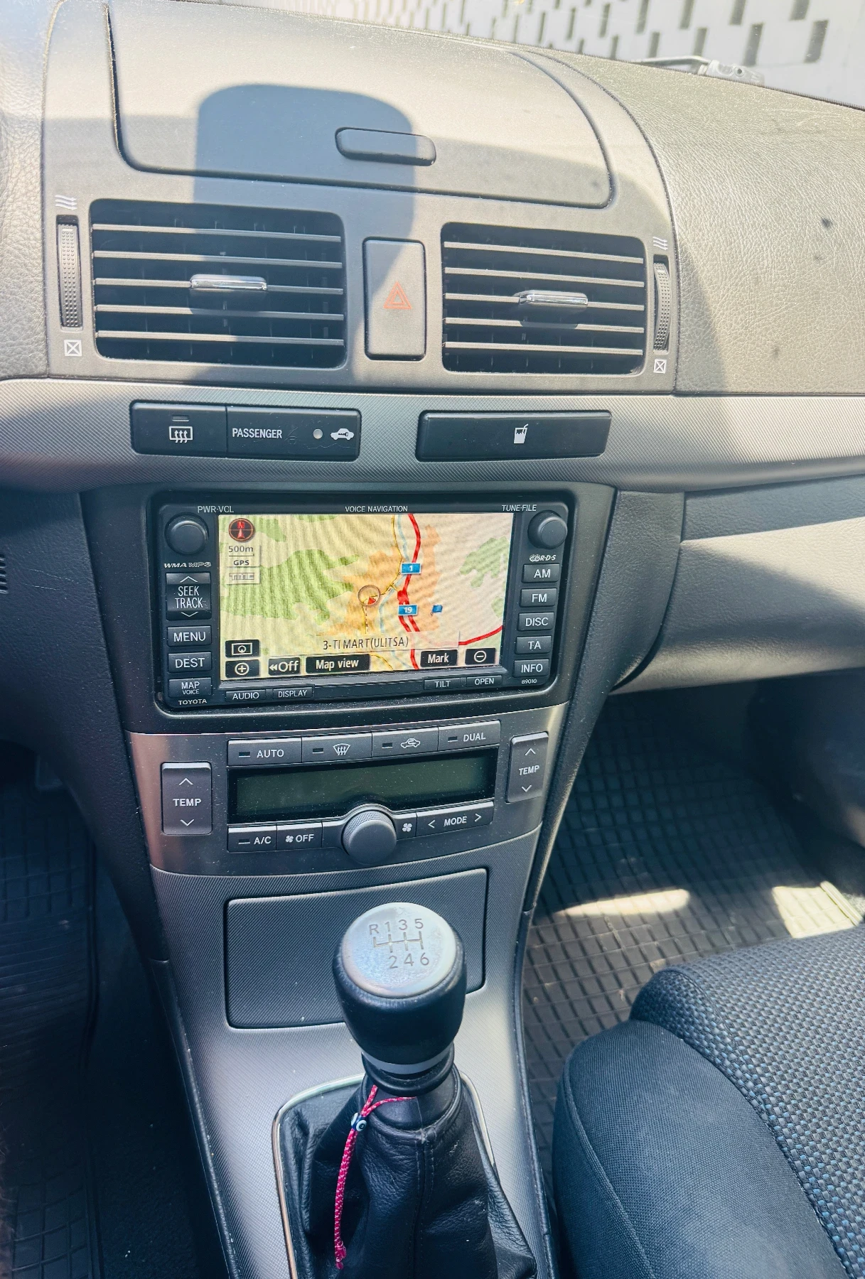 Toyota Avensis Facelift, снимка 4 - Автомобили и джипове - 54987346