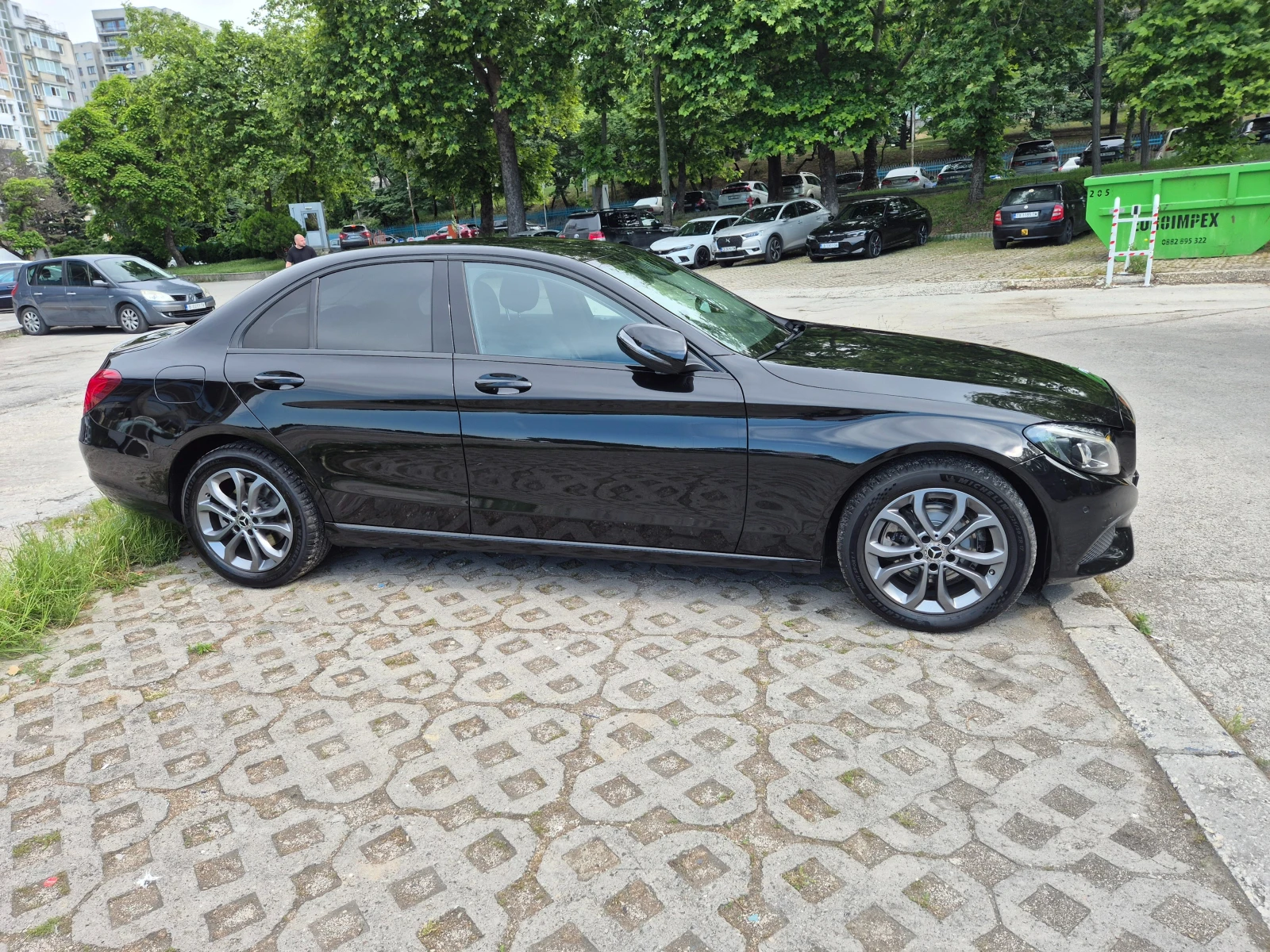 Mercedes-Benz C 220 W205, снимка 2 - Автомобили и джипове - 54990602