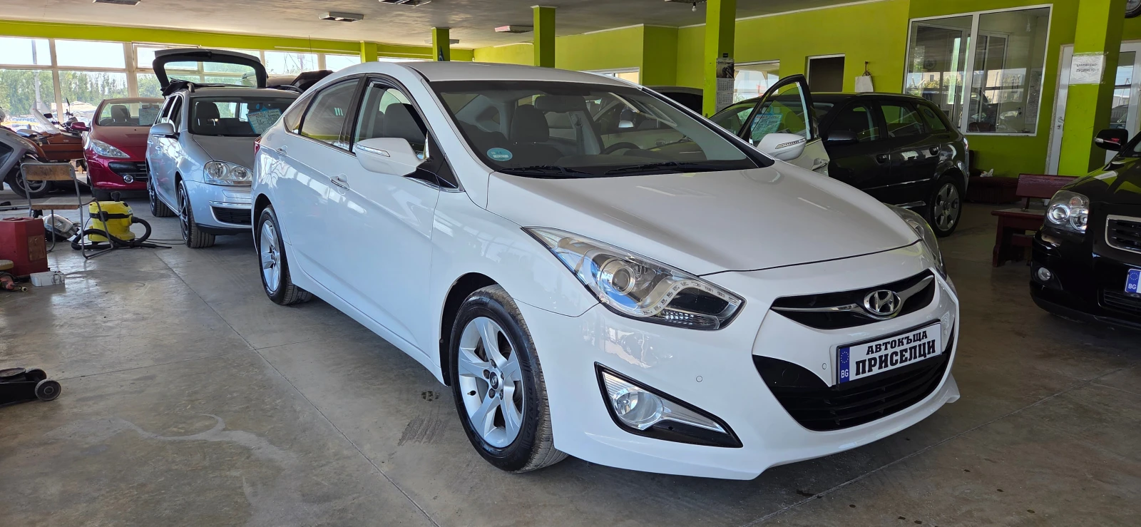 Hyundai I40 1.7 DIZEL СЕДАН, снимка 2 - Автомобили и джипове - 55491573