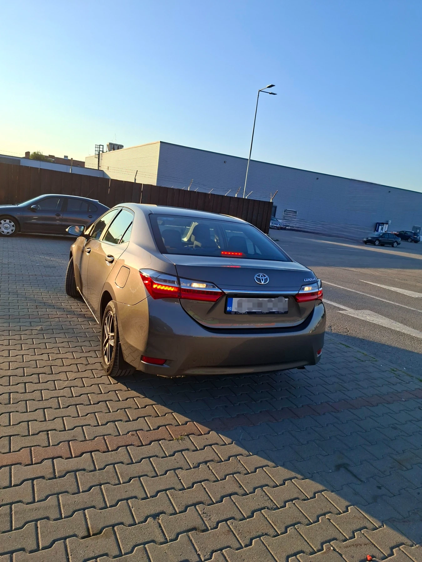 Toyota Corolla, снимка 4 - Автомобили и джипове - 55505153
