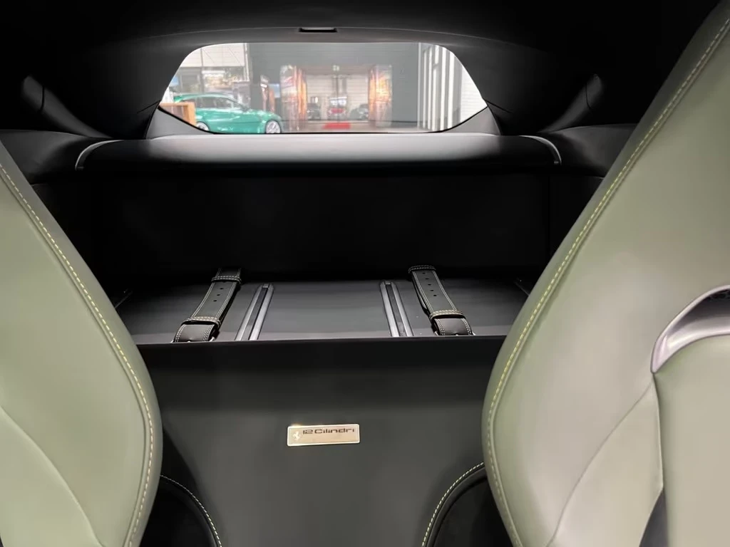 Ferrari 12 Cilindri, снимка 14 - Автомобили и джипове - 55579564